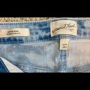 Universal Thread Jeans - Never Worn